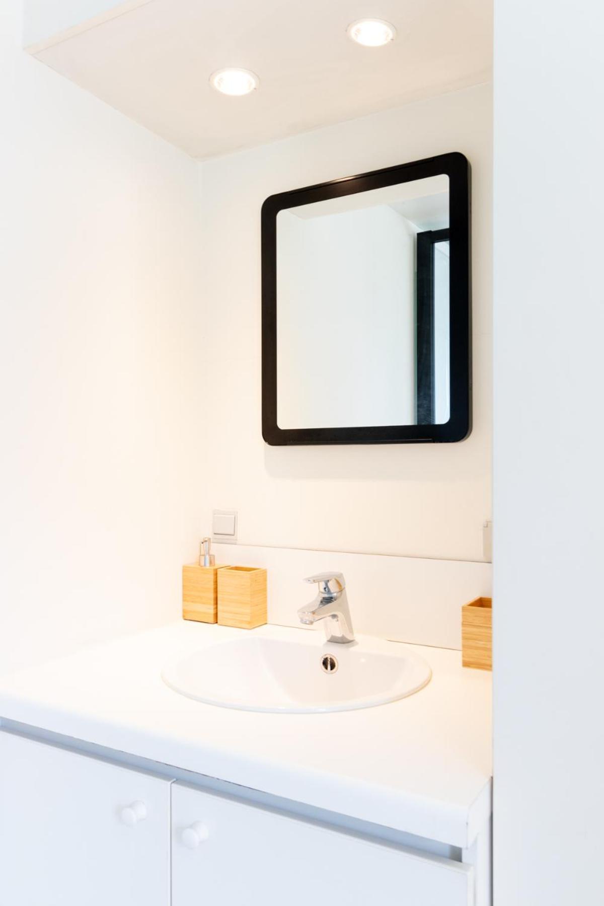 Guesthouse Private Studio Nearby Old Town ヘント エクステリア 写真